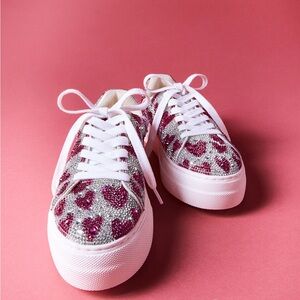 Sidny Fuchsia Hearts Sneaker